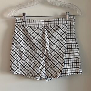 Garage Black and White Plaid Women's Shorts